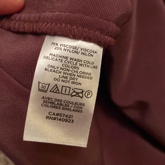 Velvet puff sleeve LOFT top - Picture 9 of 9